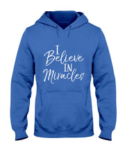 I Believe In Miracles Vintage Cool Bold Christian T-Shirt