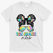 8th Grade Vibes Messy Hair Bun Girl Back To School First Day T-Shirt - White