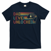 Funny New Dad Dad Level Unlocked Gaming Gamer Dad T-Shirt