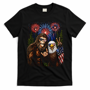 Bigfoot And Bald Eagle Fireworks Celebration T-Shirt - Black