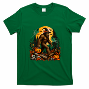Bigfoot Halloween Pumpkins And Ghosts Sasquatch T-Shirt - Irish Green