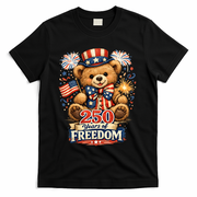 Cute Patriotic Teddy Bear 250 Years Of Freedom 250th Anniversary Of America USA T-Shirt - Black