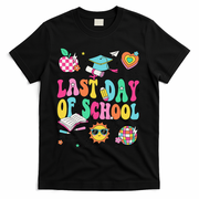 Happy Last Day Of School Teacher Girl Grad Hello Summer T-Shirt - Black