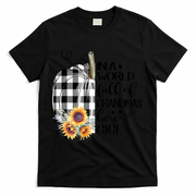 In A World Full Of Grandmas Be A Gigi Plaid Pumpkin  T-Shirt - Black