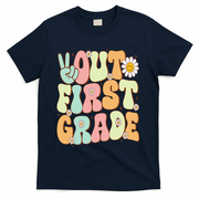 Peace Out First Grade Groovy Graduation Last Day Of School T-Shirt - Navy