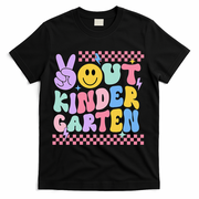 Peace Out Kindergarten Graduation Smile Face Last Day T-Shirt - Black