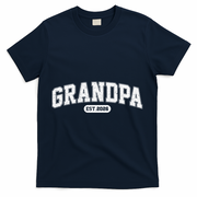 Sporty Varsity Grandpa EST 2026 T-Shirt - Navy